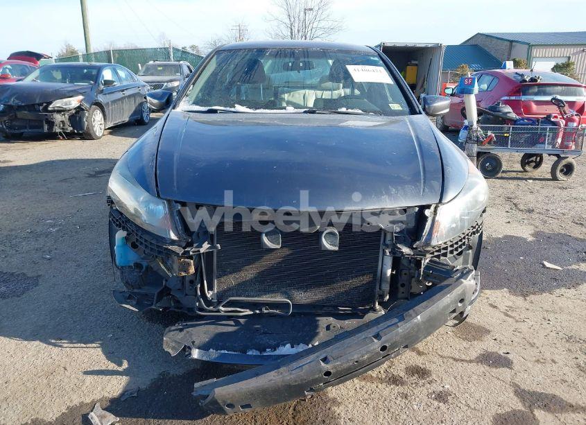 Photo 13 of 2010 Honda Accord 2.4 LX (VIN 1HGCP2F3XAA187623)