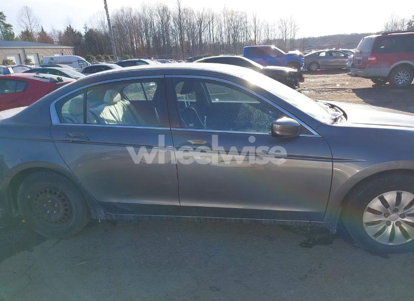 Photo 14 of 2010 Honda Accord 2.4 LX (VIN 1HGCP2F3XAA187623)