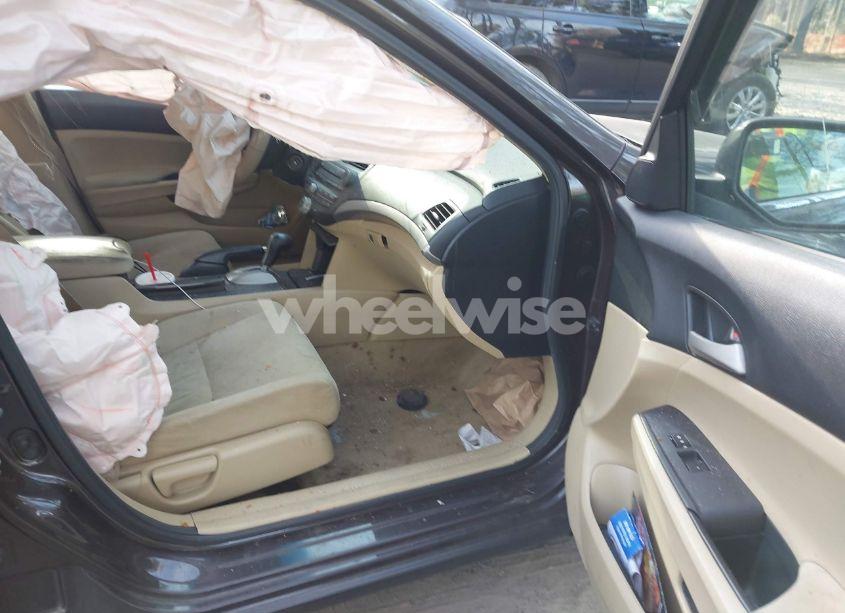 Photo 5 of 2011 Honda Accord 2.4 LX (VIN 1HGCP2F3XBA019708)