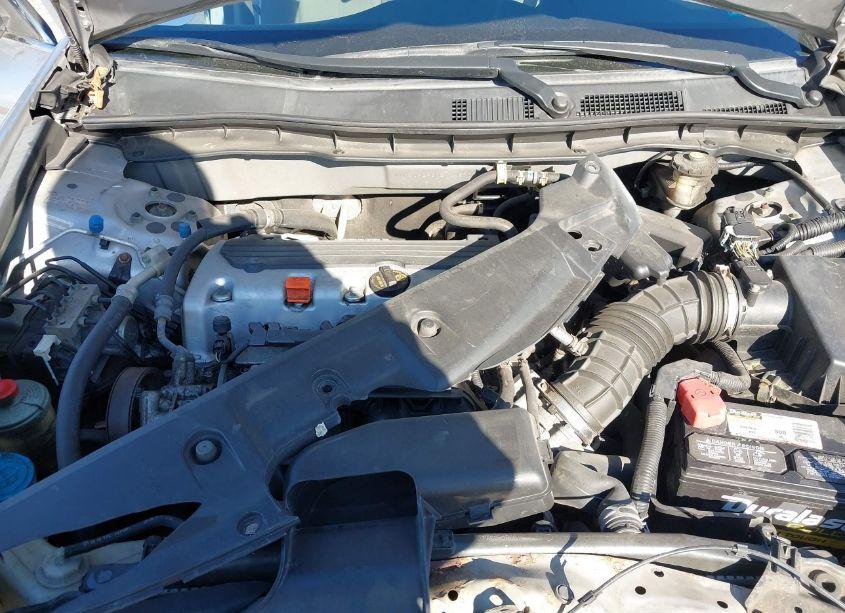 Photo 10 of 2011 Honda Accord 2.4 LX (VIN 1HGCP2F3XBA045774)