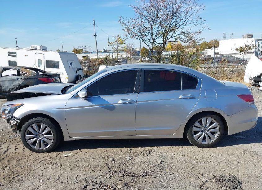 Photo 14 of 2011 Honda Accord 2.4 LX (VIN 1HGCP2F3XBA045774)
