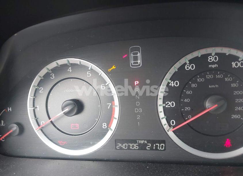 Photo 7 of 2011 Honda Accord 2.4 LX (VIN 1HGCP2F3XBA112759)