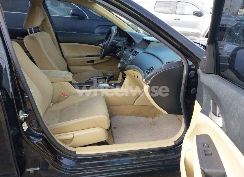 Photo 5 of 2012 Honda Accord 2.4 LX (VIN 1HGCP2F3XCA026627)