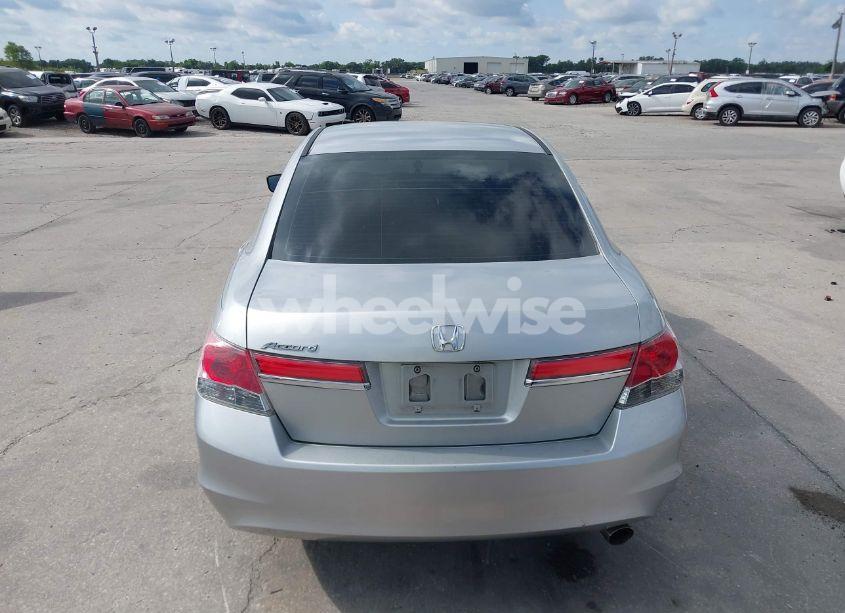Photo 17 of 2012 Honda Accord 2.4 LX (VIN 1HGCP2F3XCA149943)