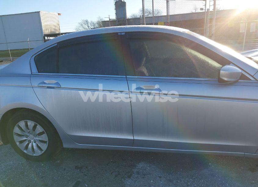 Photo 13 of 2012 Honda Accord 2.4 LX (VIN 1HGCP2F3XCA200860)