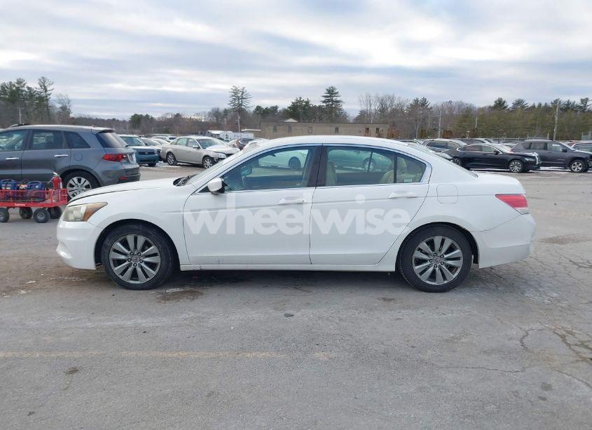 Photo 14 of 2012 Honda Accord 2.4 LX (VIN 1HGCP2F3XCA228416)