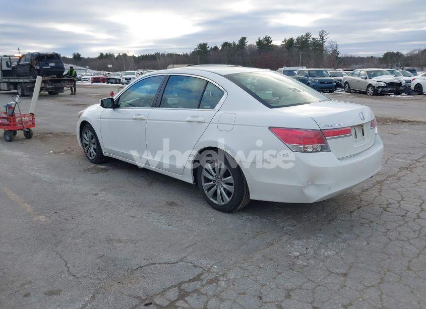 Photo 3 of 2012 Honda Accord 2.4 LX (VIN 1HGCP2F3XCA228416)