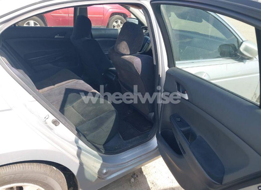 Photo 8 of 2010 Honda Accord 2.4 LX-P (VIN 1HGCP2F40AA044768)