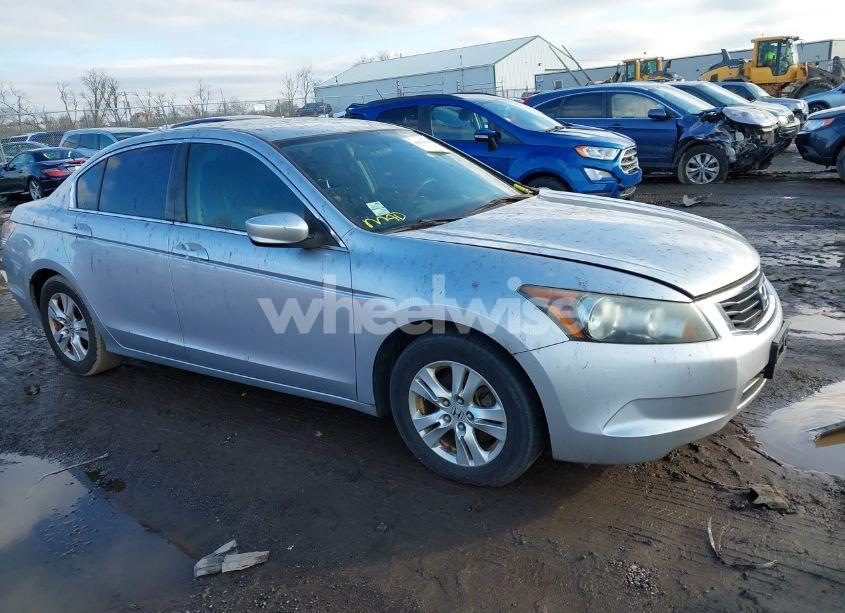 2010 Honda Accord 2.4 LX-P (VIN 1HGCP2F40AA187820) main photo