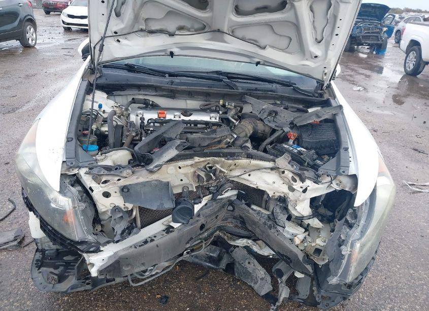 Photo 10 of 2011 Honda Accord 2.4 LX-P (VIN 1HGCP2F40BA106705)