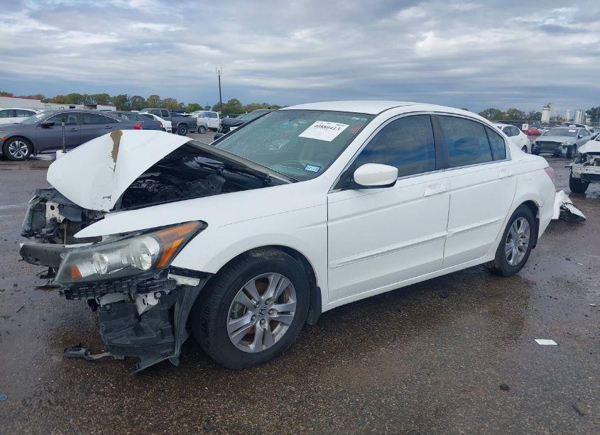 Photo 2 of 2011 Honda Accord 2.4 LX-P (VIN 1HGCP2F40BA106705)