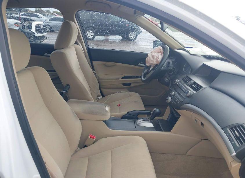 Photo 5 of 2011 Honda Accord 2.4 LX-P (VIN 1HGCP2F40BA106705)
