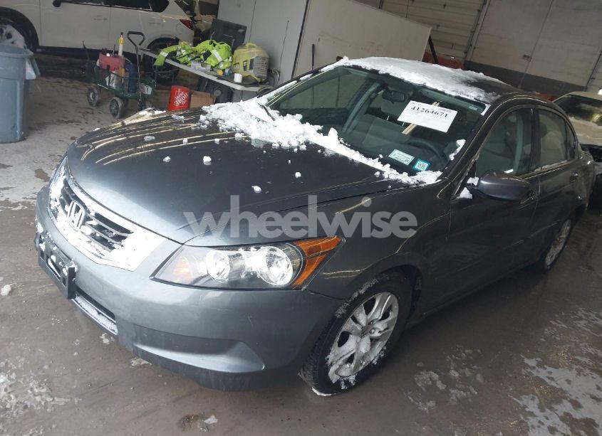 Photo 2 of 2010 Honda Accord 2.4 LX-P (VIN 1HGCP2F41AA014016)