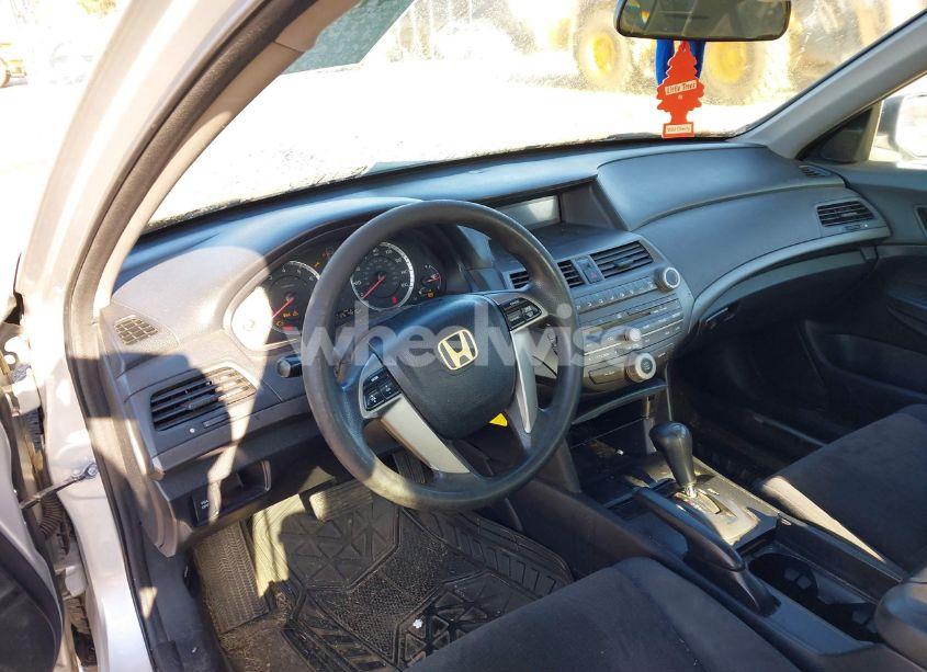 Photo 13 of 2010 Honda Accord 2.4 LX-P (VIN 1HGCP2F41AA022472)