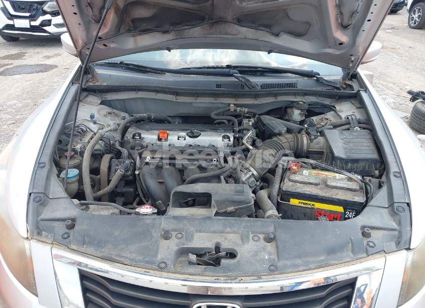 Photo 10 of 2010 Honda Accord 2.4 LX-P (VIN 1HGCP2F41AA064222)
