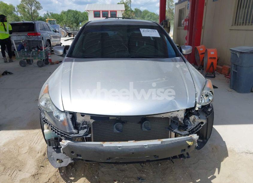 Photo 12 of 2010 Honda Accord 2.4 LX-P (VIN 1HGCP2F41AA102127)