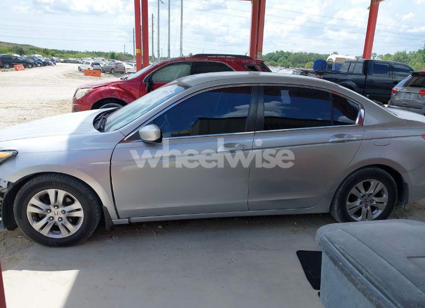 Photo 14 of 2010 Honda Accord 2.4 LX-P (VIN 1HGCP2F41AA102127)