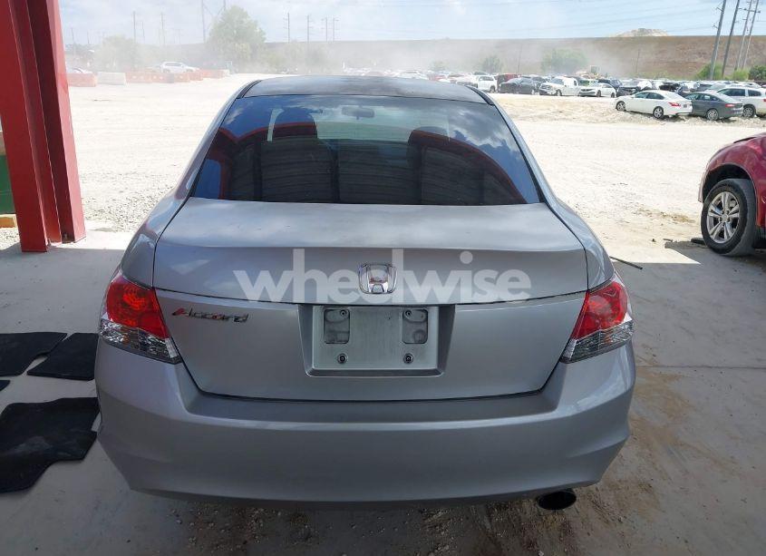 Photo 16 of 2010 Honda Accord 2.4 LX-P (VIN 1HGCP2F41AA102127)