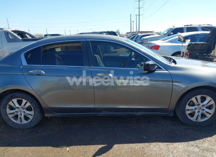 Photo 12 of 2010 Honda Accord 2.4 LX-P (VIN 1HGCP2F41AA120711)