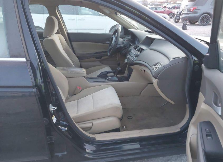 Photo 5 of 2010 Honda Accord 2.4 LX-P (VIN 1HGCP2F41AA173375)
