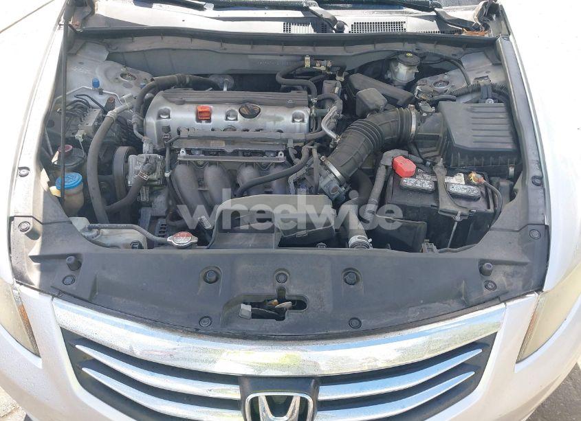 Photo 10 of 2011 Honda Accord 2.4 LX-P (VIN 1HGCP2F41BA005303)