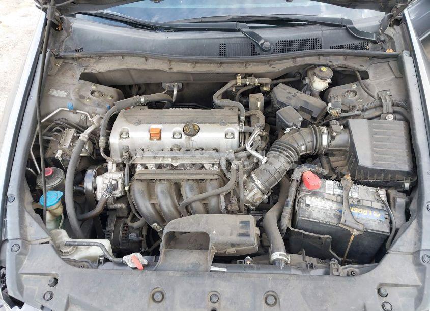 Photo 10 of 2011 Honda Accord 2.4 LX-P (VIN 1HGCP2F41BA030010)