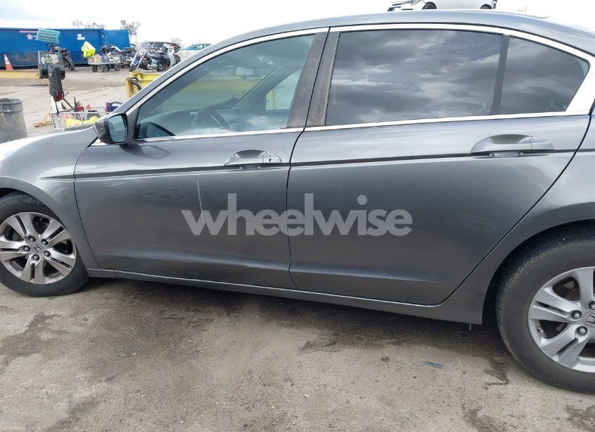 Photo 15 of 2011 Honda Accord 2.4 LX-P (VIN 1HGCP2F41BA030010)