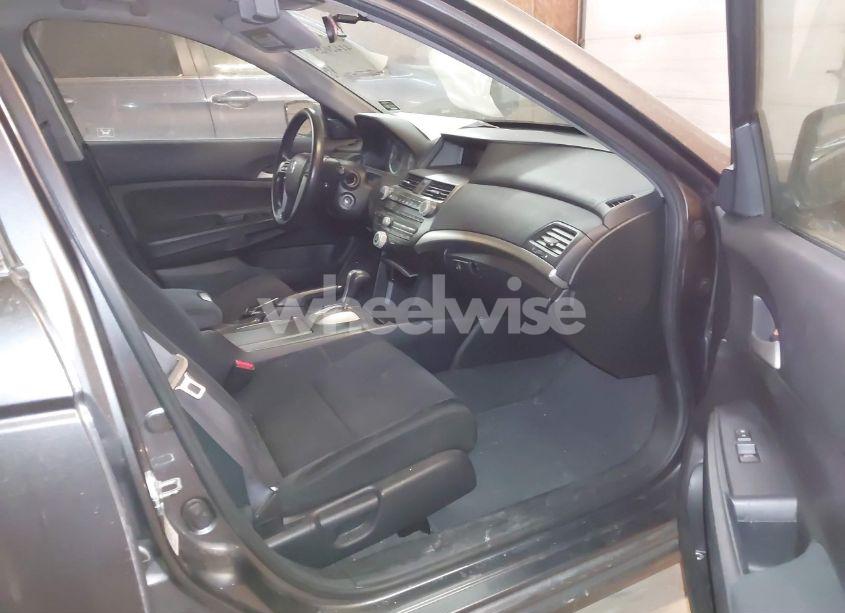 Photo 5 of 2011 Honda Accord 2.4 LX-P (VIN 1HGCP2F41BA070751)