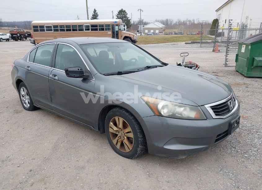 2010 Honda Accord 2.4 LX-P (VIN 1HGCP2F42AA028099) main photo