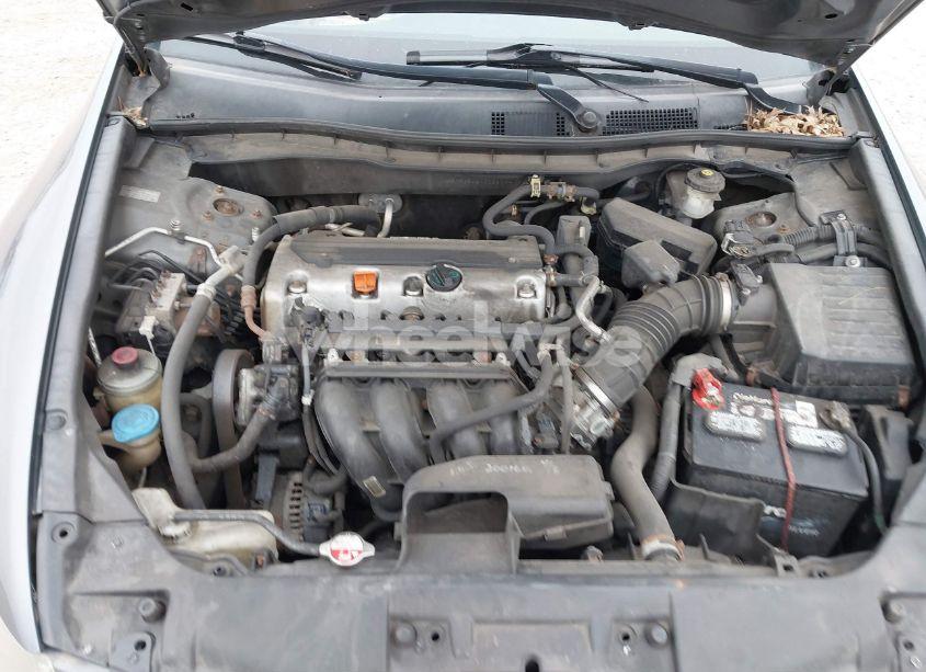 Photo 10 of 2010 Honda Accord 2.4 LX-P (VIN 1HGCP2F42AA028099)