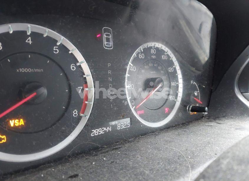 Photo 11 of 2010 Honda Accord 2.4 LX-P (VIN 1HGCP2F42AA028099)