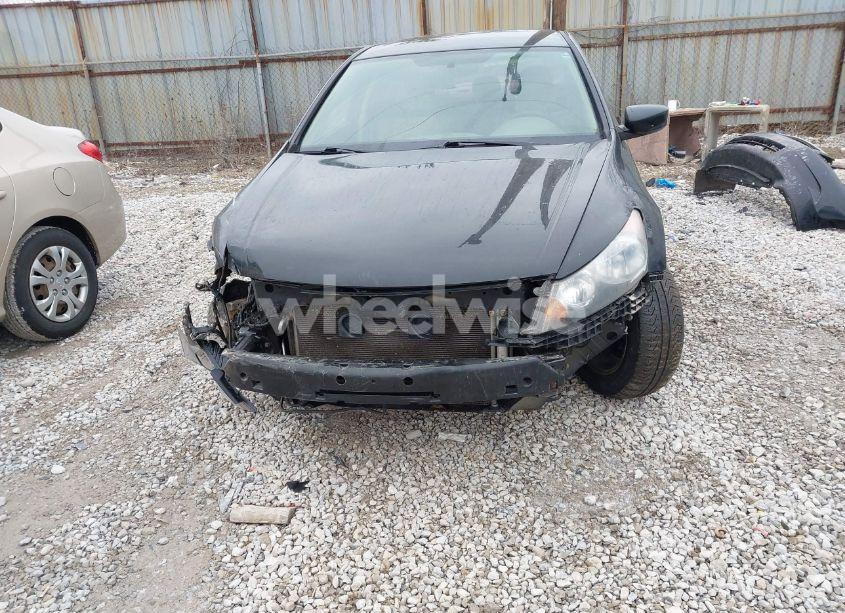 Photo 13 of 2010 Honda Accord 2.4 LX-P (VIN 1HGCP2F42AA072314)