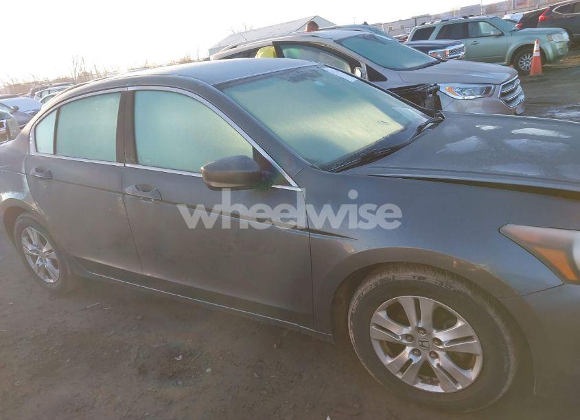 Photo 13 of 2010 Honda Accord 2.4 LX-P (VIN 1HGCP2F42AA096211)