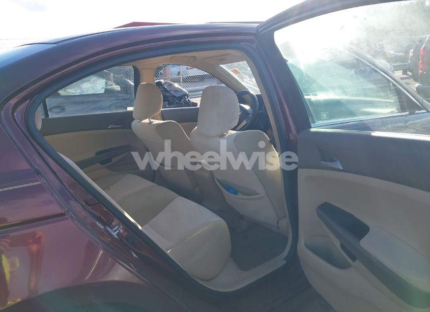 Photo 8 of 2010 Honda Accord 2.4 LX-P (VIN 1HGCP2F42AA113024)