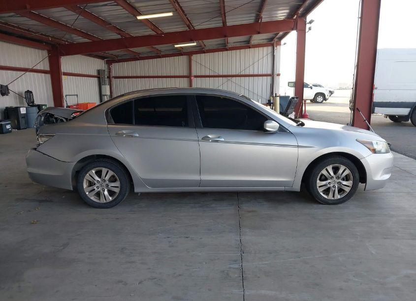 Photo 13 of 2010 Honda Accord 2.4 LX-P (VIN 1HGCP2F42AA115646)