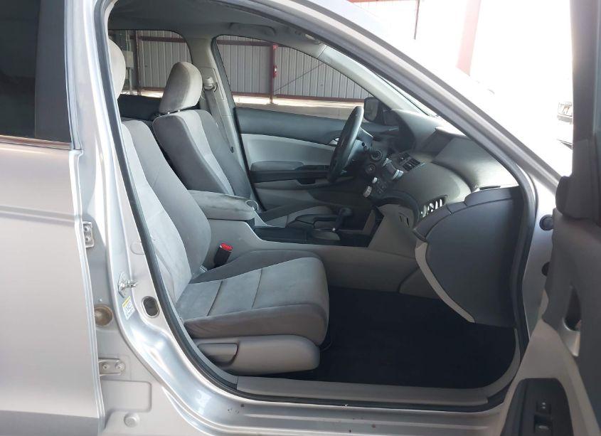Photo 5 of 2010 Honda Accord 2.4 LX-P (VIN 1HGCP2F42AA115646)