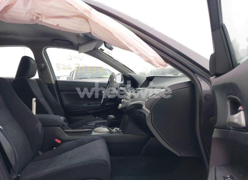 Photo 5 of 2011 Honda Accord 2.4 LX-P (VIN 1HGCP2F42BA067857)