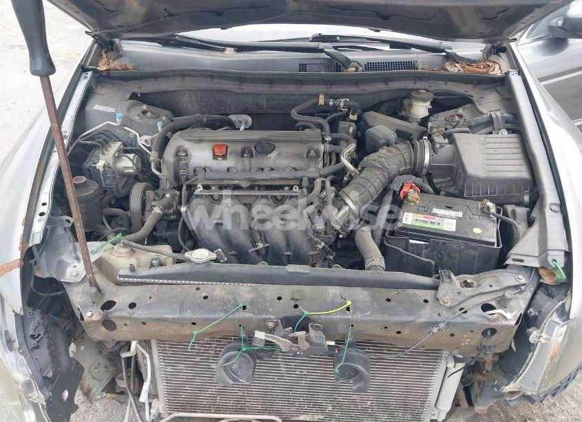 Photo 10 of 2011 Honda Accord 2.4 LX-P (VIN 1HGCP2F42BA100503)