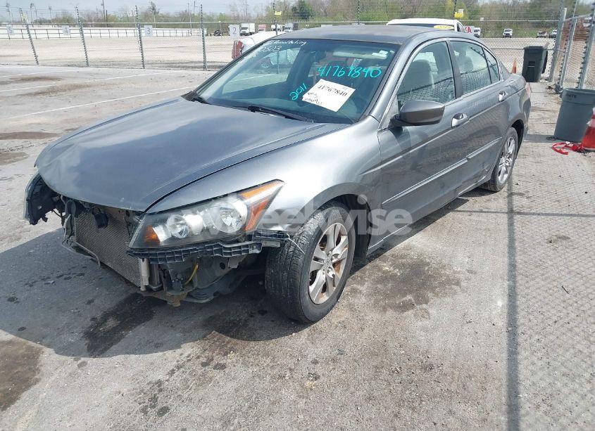 Photo 2 of 2011 Honda Accord 2.4 LX-P (VIN 1HGCP2F42BA100503)