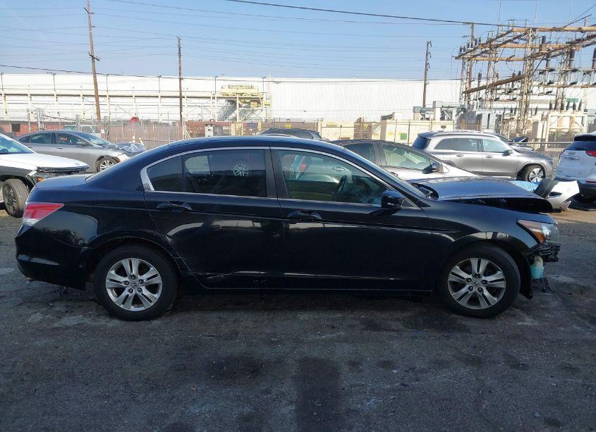 Photo 13 of 2010 Honda Accord 2.4 LX-P (VIN 1HGCP2F43AA110729)