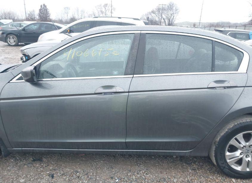 Photo 14 of 2010 Honda Accord 2.4 LX-P (VIN 1HGCP2F43AA122119)