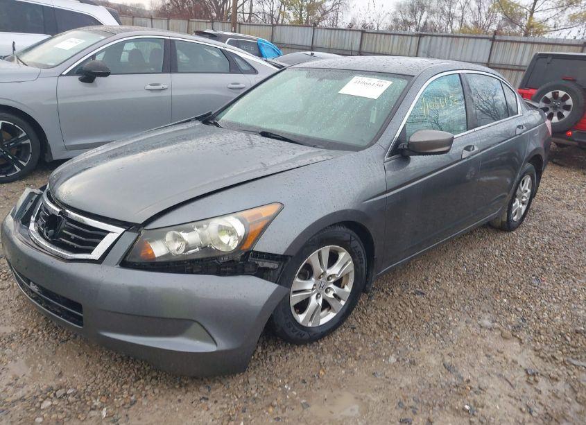 Photo 2 of 2010 Honda Accord 2.4 LX-P (VIN 1HGCP2F43AA122119)