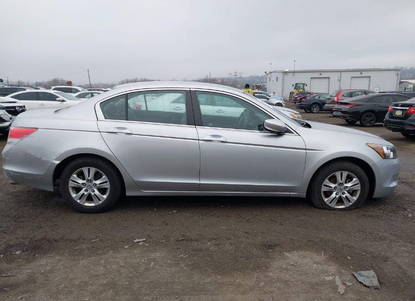 Photo 12 of 2010 Honda Accord 2.4 LX-P (VIN 1HGCP2F43AA142757)