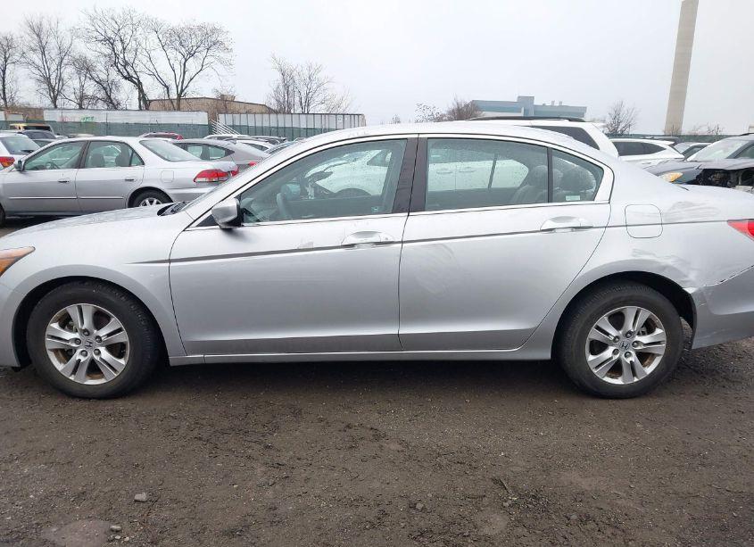 Photo 13 of 2010 Honda Accord 2.4 LX-P (VIN 1HGCP2F43AA142757)