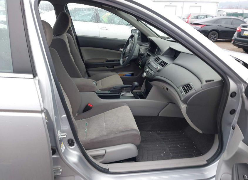 Photo 5 of 2010 Honda Accord 2.4 LX-P (VIN 1HGCP2F43AA142757)