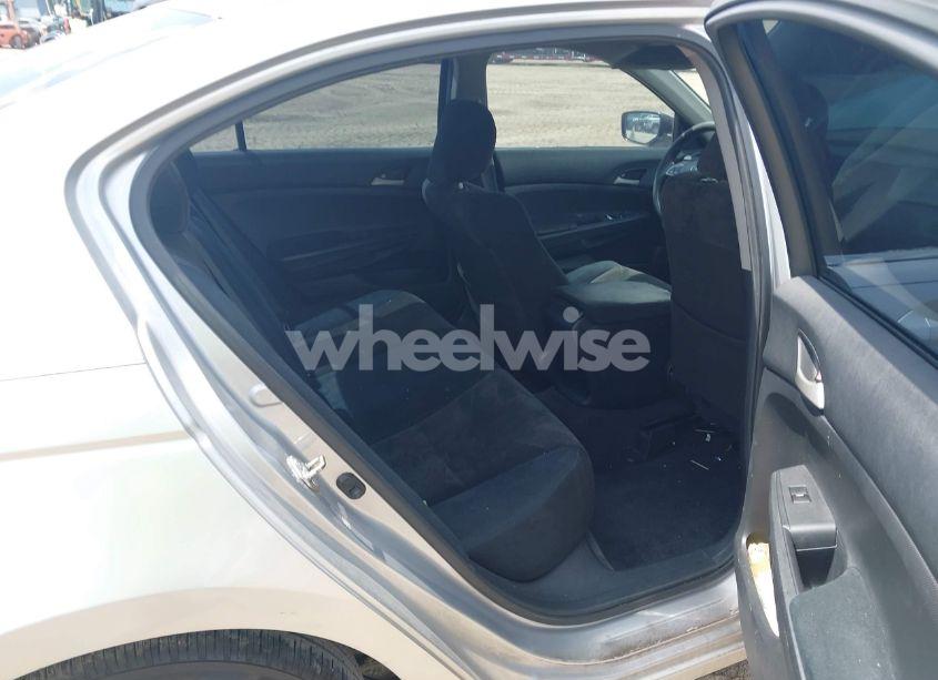 Photo 8 of 2010 Honda Accord 2.4 LX-P (VIN 1HGCP2F43AA175323)