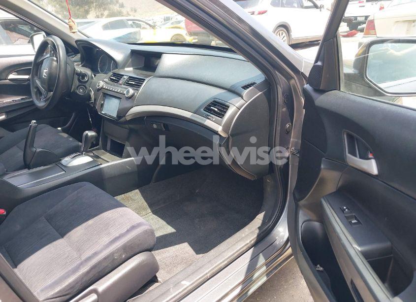 Photo 5 of 2011 Honda Accord 2.4 LX-P (VIN 1HGCP2F43BA017601)