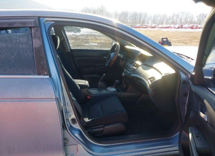 Photo 5 of 2011 Honda Accord 2.4 LX-P (VIN 1HGCP2F43BA117326)