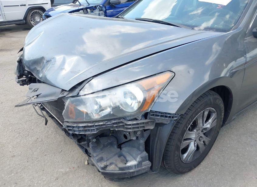 Photo 14 of 2010 Honda Accord 2.4 LX-P (VIN 1HGCP2F44AA051190)