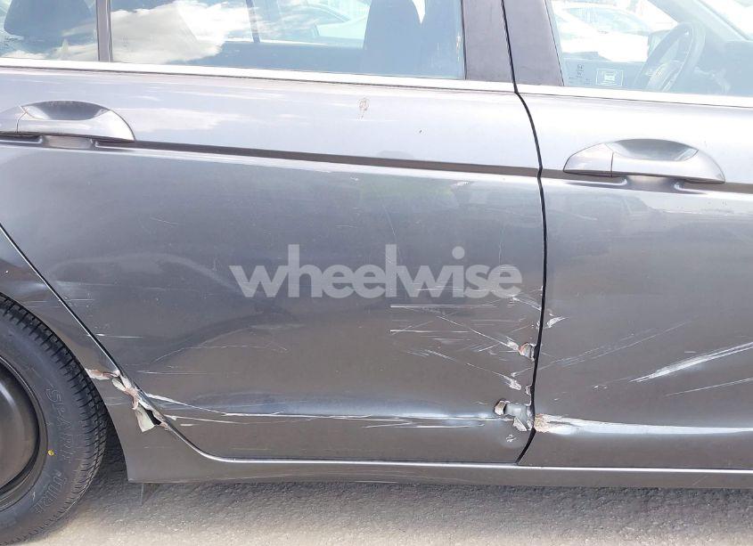 Photo 15 of 2010 Honda Accord 2.4 LX-P (VIN 1HGCP2F44AA051190)